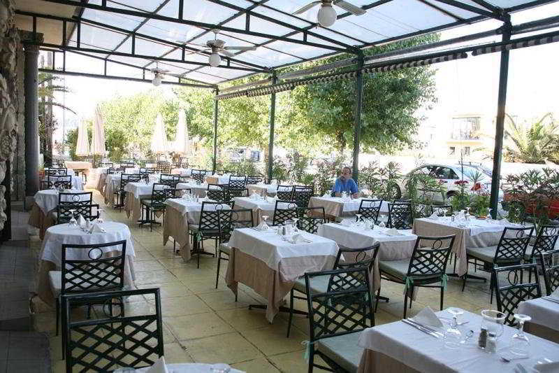 Mayor Mon Repos Palace - Adults Only Corfu  Extérieur photo